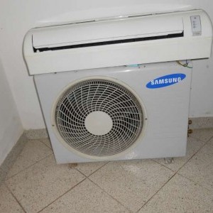 condizionatore Samsung Esterna AQ12UGDX con monosplit AQ12UGDN 12000 BTU