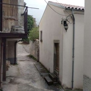 Aielli vendesi cantina