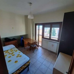 camera singola in appartamento condiviso