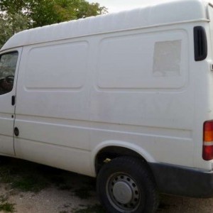 Ford Transit 150 S VAN