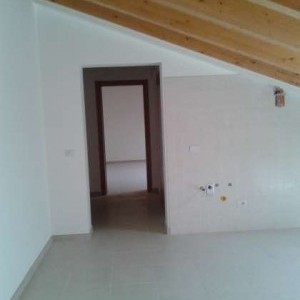 Affitto appartamento mansardato nuovo zona torrione