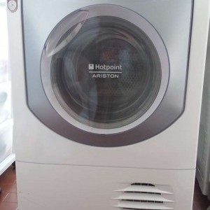 Asciugatrice Hotpoint Aqualtis   8 kg  CLASSE B