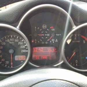 ALFA ROMEO 147 JTD 14o cv TI