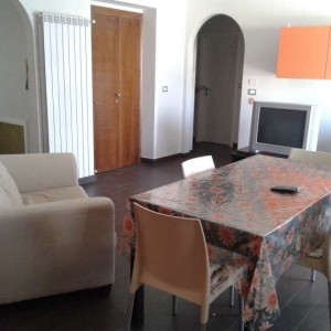 AFFITTASI APPARTAMENTO