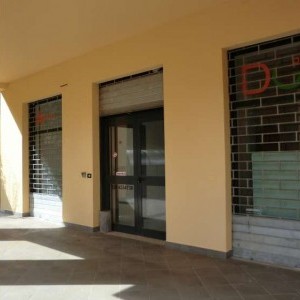 Loc. commerciale Torretta