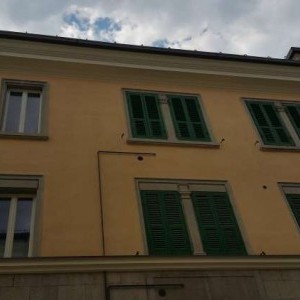 Appartamento appena ristrutturato con tre camere singole