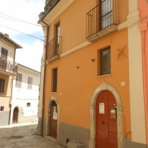 Casa indipendente Scurcola Marsicana