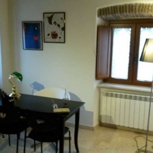 L'Aquila - stanza uso studio professionale