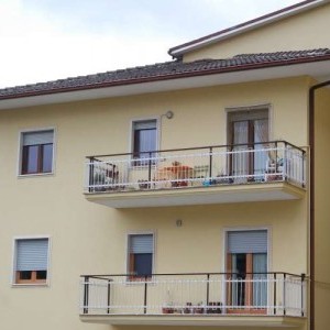 appartamento ampio e signorile con mansarda zona San Sisto