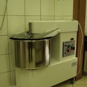 IMPASTATRICE