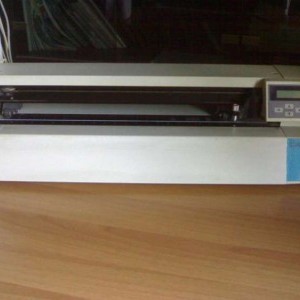 Plotter da taglio Roland CAMM-1 PNC-1000.