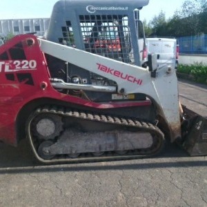 MINIPALA CINGOLATA TAKEUCHI TL 220