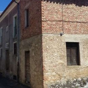 Pizzoli frazione Marruci
