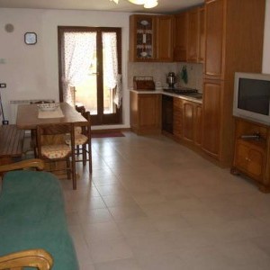 l'Aquila Appartamento  max 3 posti letto pettino 500 €