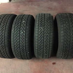 VENDO TRENO GOMME INVERNALI VREDSTEIN (WINTRAK XTREME) GIUGIARO 225/55/16  + CATENE TRAK 215