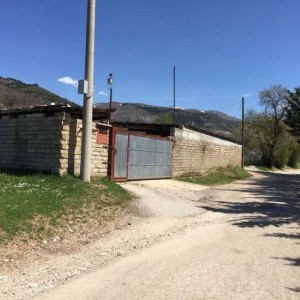 L'AQUILA - Magazzino e deposito