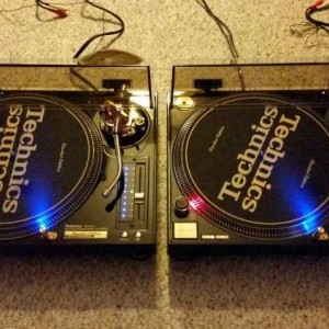 2 TECHNICS SL-1200GLD MINT Limited Gold GLD M5G 1200 1210 DJ Turntables