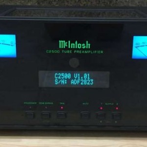 McIntosh C2500 Tube Pre Amplifier EXCELLENT Condition