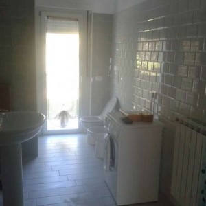 Tre stanze singole a studenti o lavoratori di sesso maschile
