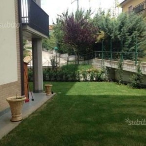 L'Aquila - Appartamento centro città con giardino Torretta