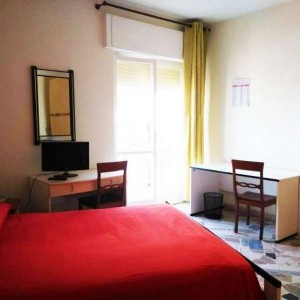 Pescara Affitto stanza matrimoniale uso singola