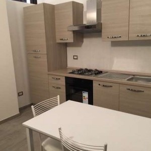 l'aquila centro storico via cascina piano terra a 300 euro per 2 persone