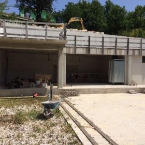 terreno edficabile in parte edificato con progetto approvato