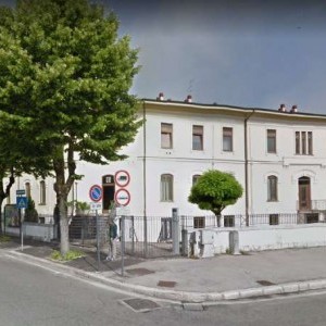 Avezzano locale arredato  uso ufficio ex palazzo SAZA