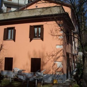 L'Aquila 5 camere singole in villa indipendente