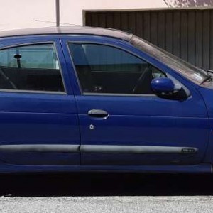 RENAULT Megane 1.6 RXT Anno 1999