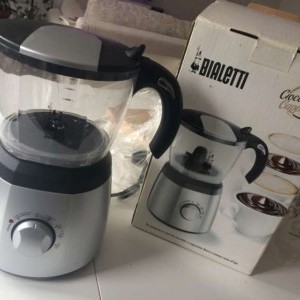 Bialetti. Macchina per cioccolata e cappuccino