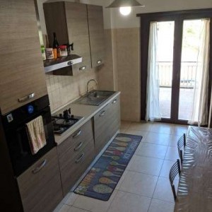 Appartamento s. barbara 4 camere singole