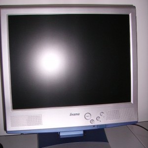 Monitor iiyama LCD a colori TfT