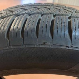 4 ruote continental 235/55/r