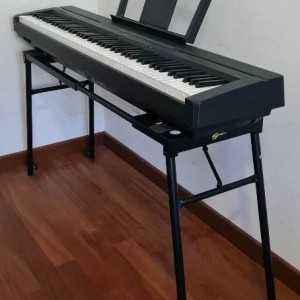 Pianoforte elettrico Yamaha P35 (con tasti pesati)